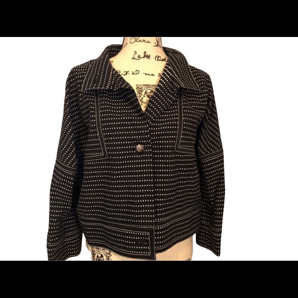 Per Se Black And White Jacket